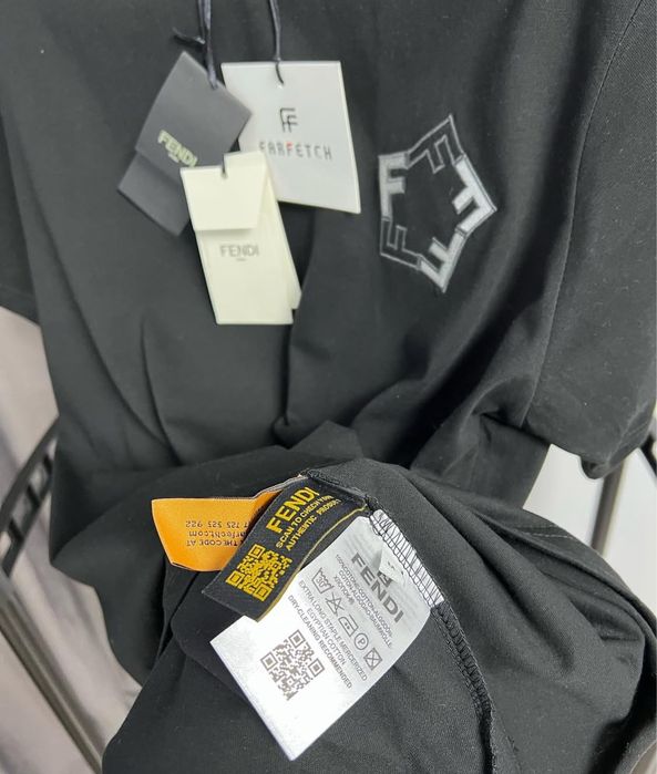 Tricou FENDI super calitate