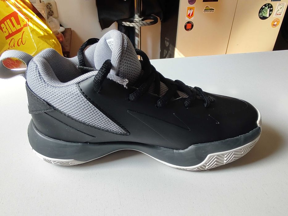 Оригинални детски маратонки Адидас - 31 номер