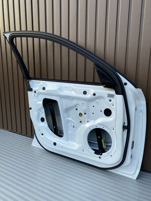 Usa st fata Audi A4 B8 Facelift cod de culoare LS9R 2012-2015