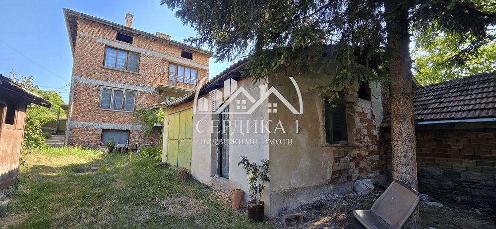 Продава се Къща в с. Алдомировци, Област София-област - 220 кв.м за 546 €/кв.м - Снимка #2