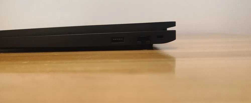 Lenovo ThinkPad E16 G3, 16 инча, ICU7, 16GB RAM 1TB SSD