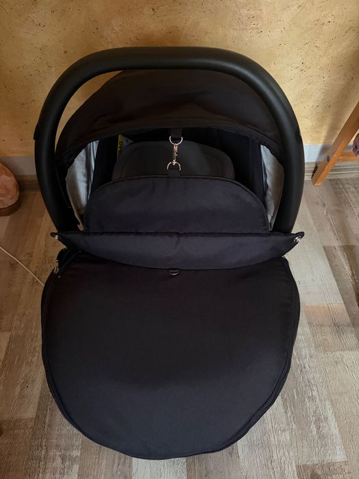 Scoica cu talpa de isofix