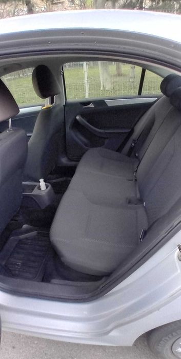Volkswagen Jetta 1.6 TDI – 2013 – 105 CP – stare perfectă, primul și unicul proprietar România