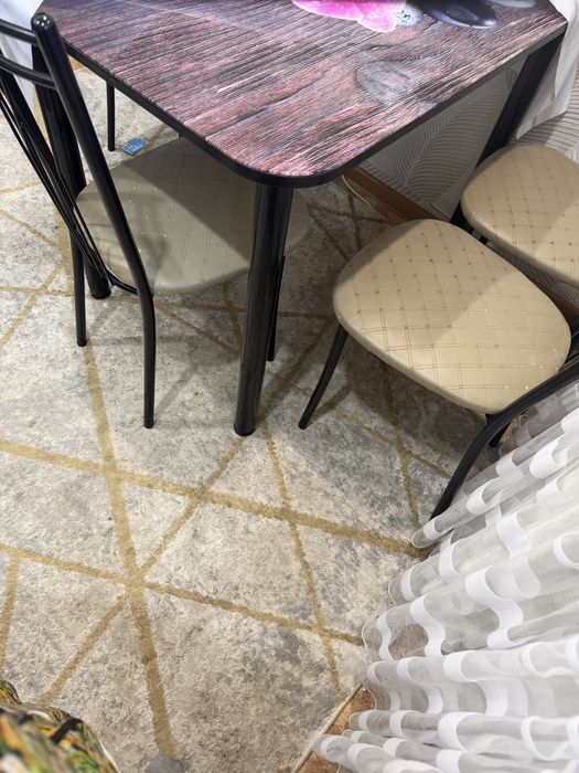 продам стол куханный