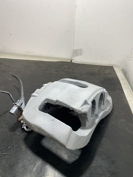 Etrier frana stanga fata Audi A8 D3 2003-2010