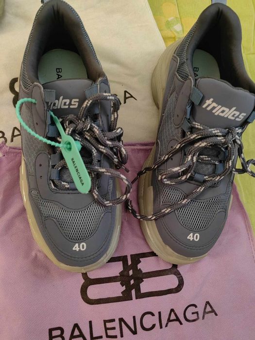 Промоция Лот  Balenciaga нови 39