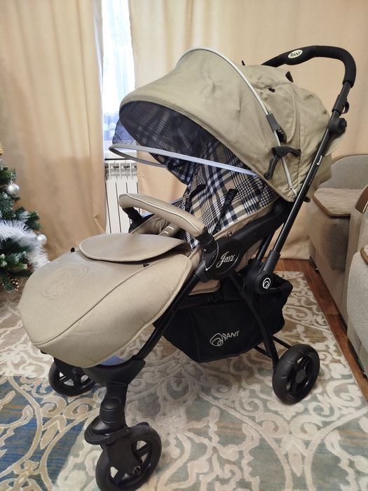 Детская коляска.