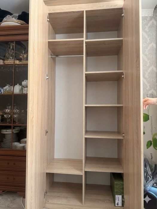 Шкаф продаю шкаф