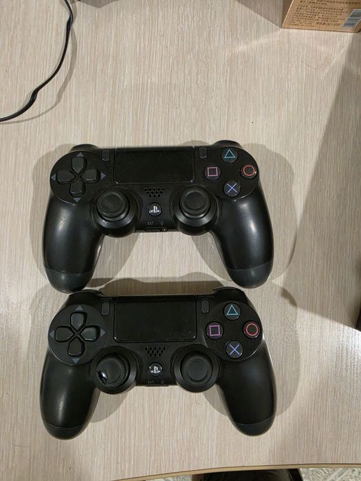 Продам Геймпад для PS4