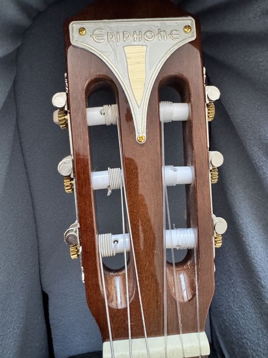 Гитара epiphone classical и чехол