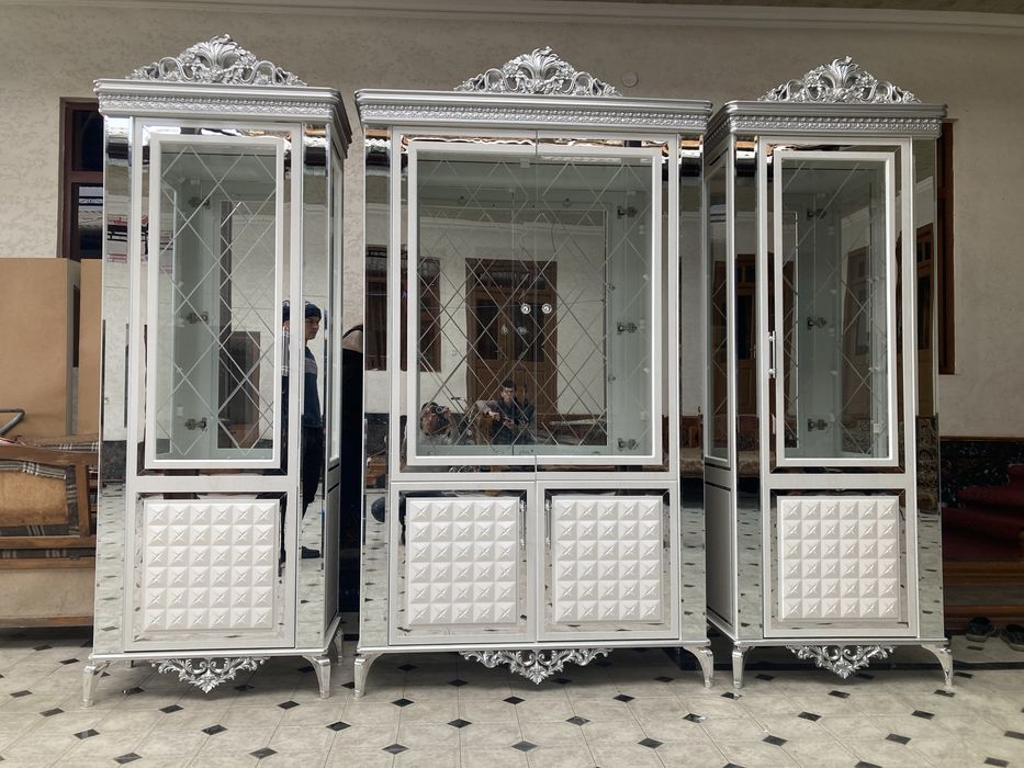 Янги хай-тек тройка