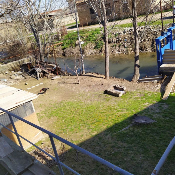 Qibray tumanida 6sotihli shinam uy sotiladi