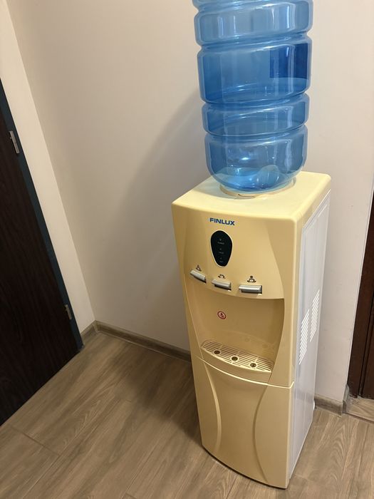 Finlux диспенсър за вода