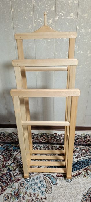 Вешалка напольная