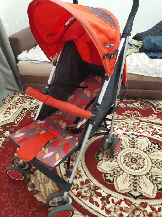 Коляска детская. 7тыс.