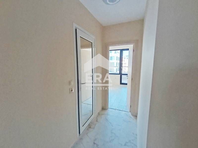 Продава се Двустаен апартамент в Поморие - 70 кв.м за 772 €/кв.м - Снимка #5