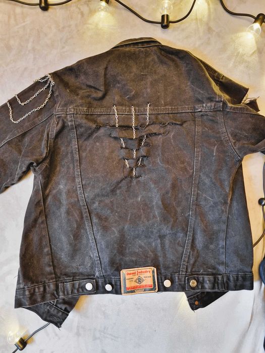Оригинално винтидж яке Diesel с хендмейд акценти + обеци и гривни