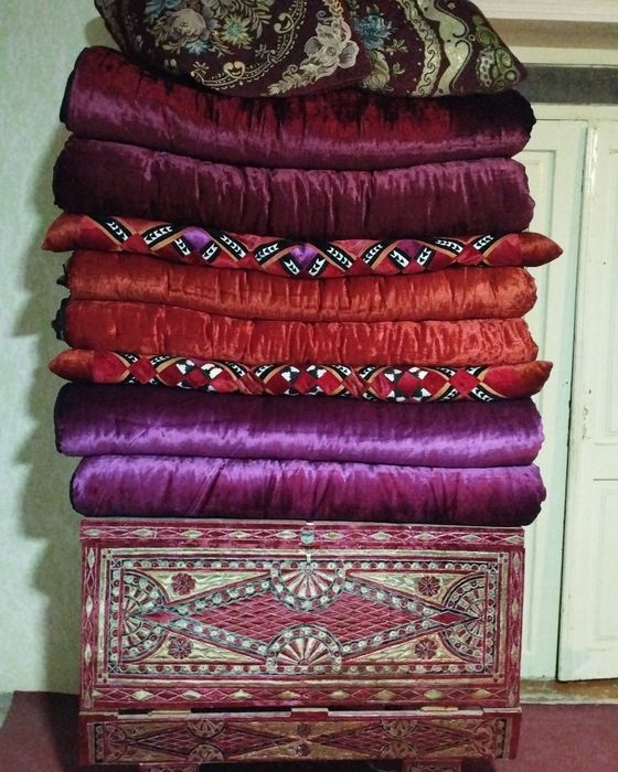 Diskotekada yalangoch qizlar