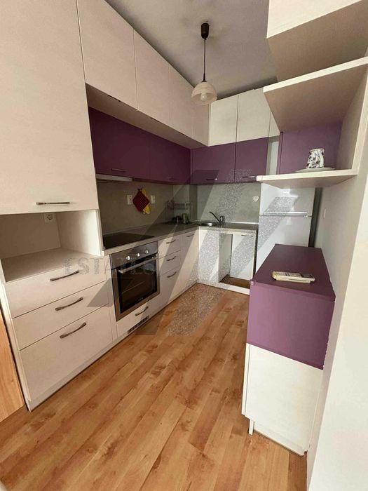 Дава се под наем Двустаен апартамент в София, Банишора - 65 кв.м за 561 € - Снимка #1