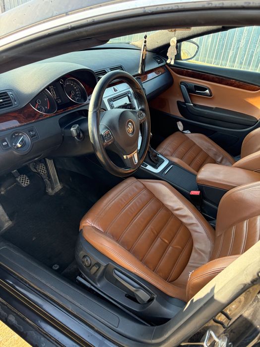 Volkswagen Passat CC 2010