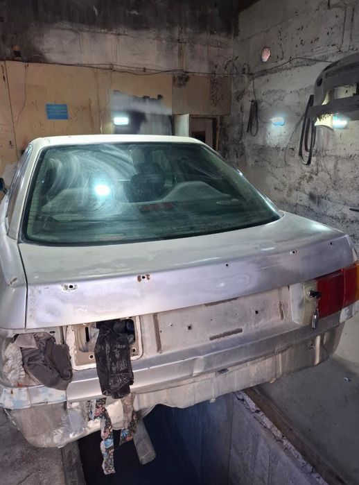 Продам Ауди 80 б3