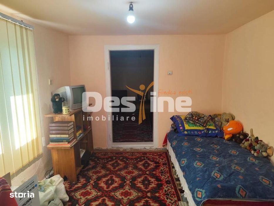 Casa, anexe si teren Floresti  Prahova 1075mp.!