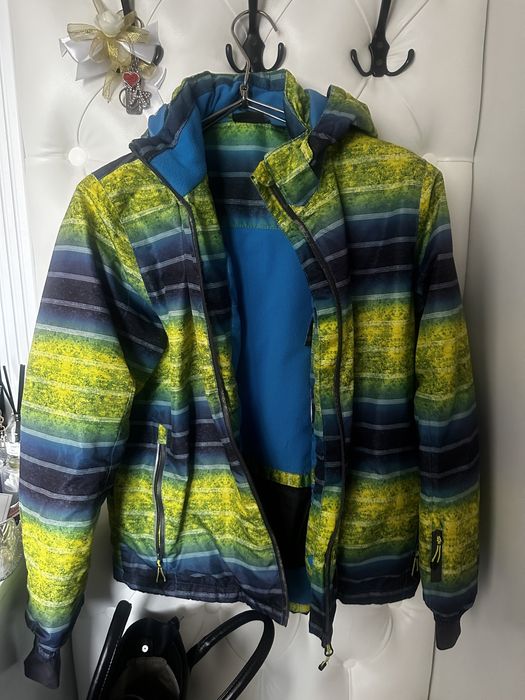 Куртка демисезонная