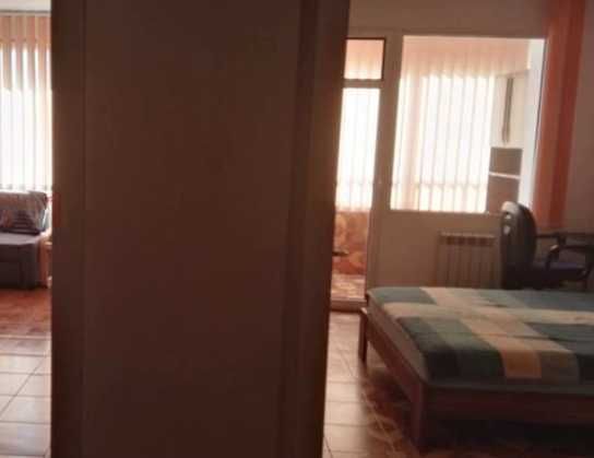 Дава се под наем Двустаен апартамент в София, Център - 53 кв.м за 400 € - Снимка #2