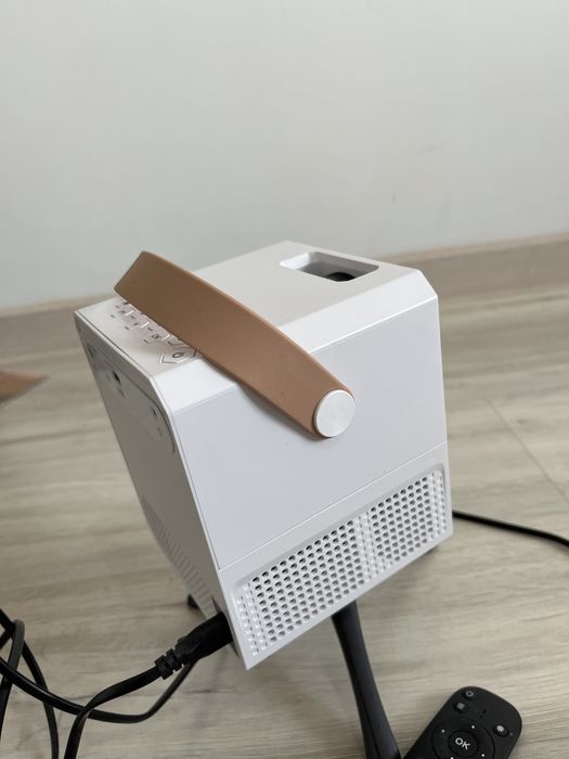 Проектор продам 5 000 тг