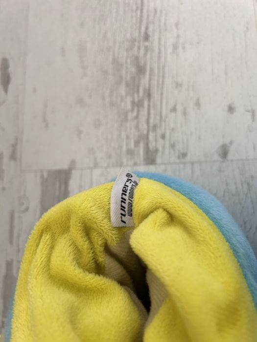 Детски маратонки under armour 28 и найк 30 номер