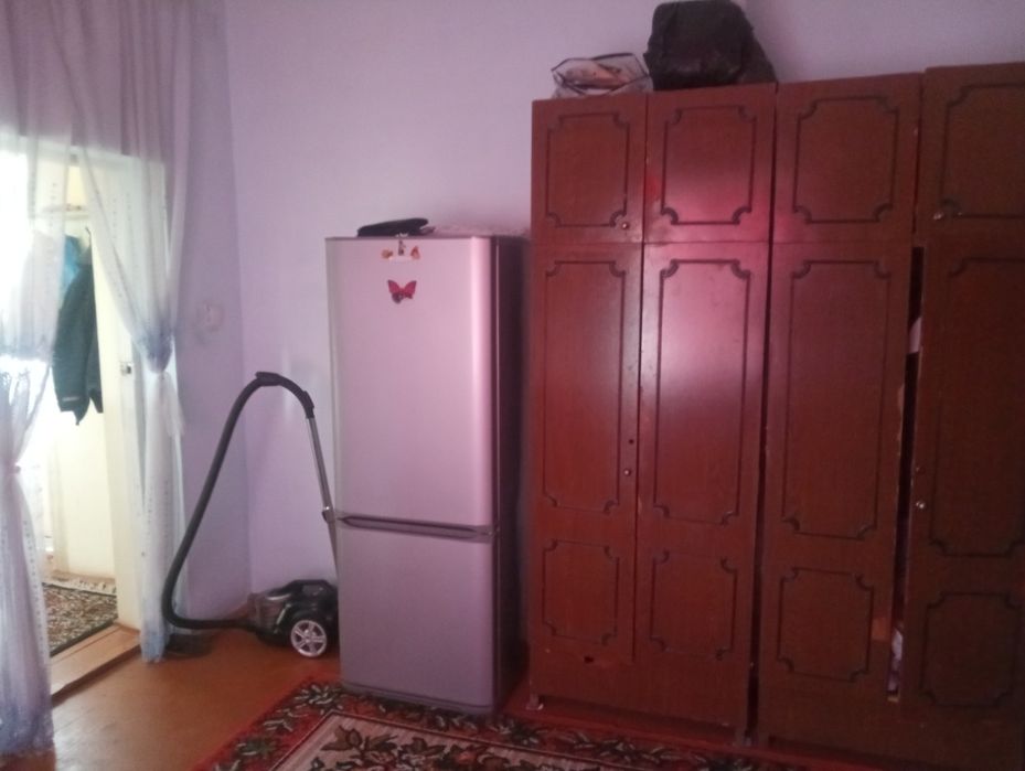 Uy sotiladi.6-xonali