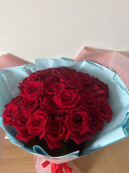 Продам букет из 25 роз, 80 см
