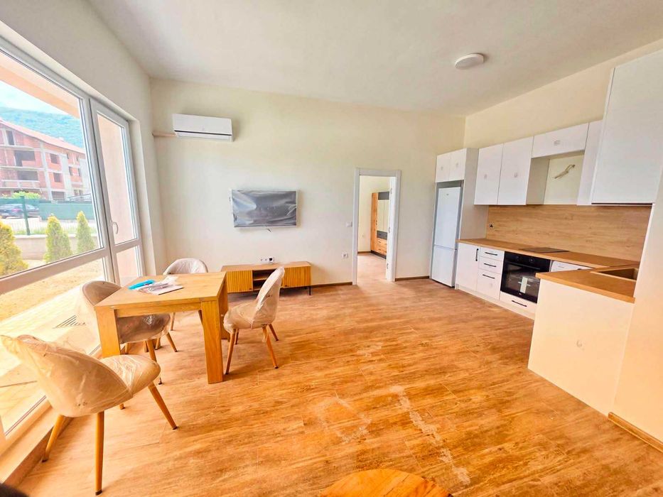Дава се под наем Двустаен апартамент в Асеновград - 50 кв.м за 348.84 € - Снимка #1