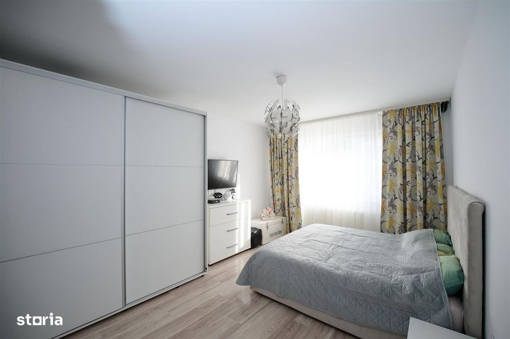 Ap. 2 camere, balcon, etaj 1, decomandat, clasa energetica A
