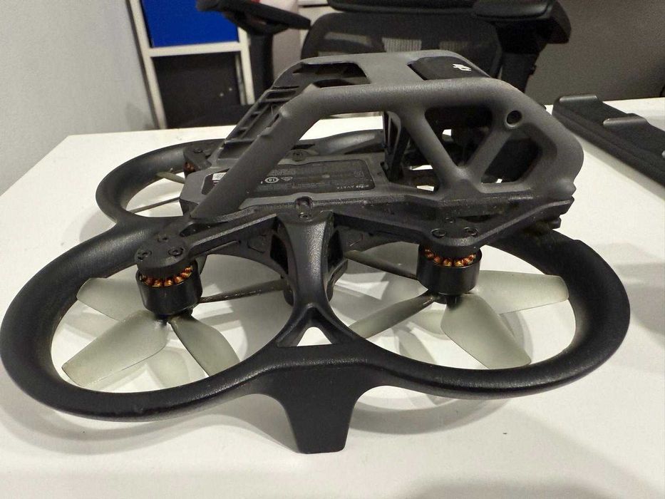 DJI Avata 1 + fly more combo + DJI RC2