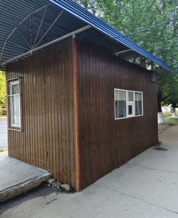 Продам киоск вместе с остановкой
