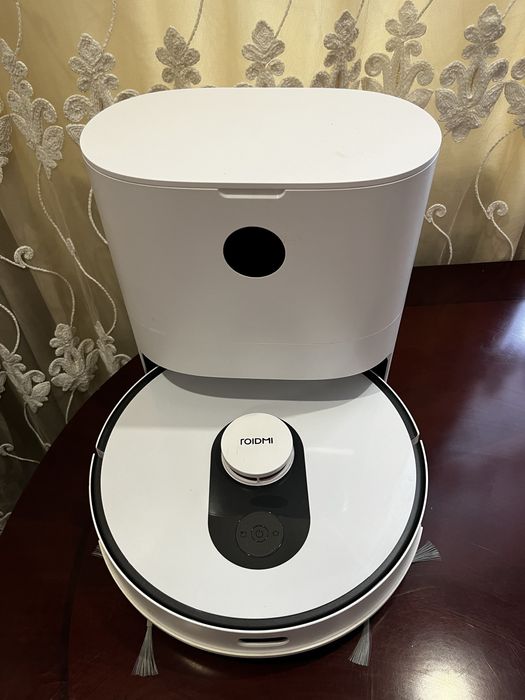 Продам робот пылесос