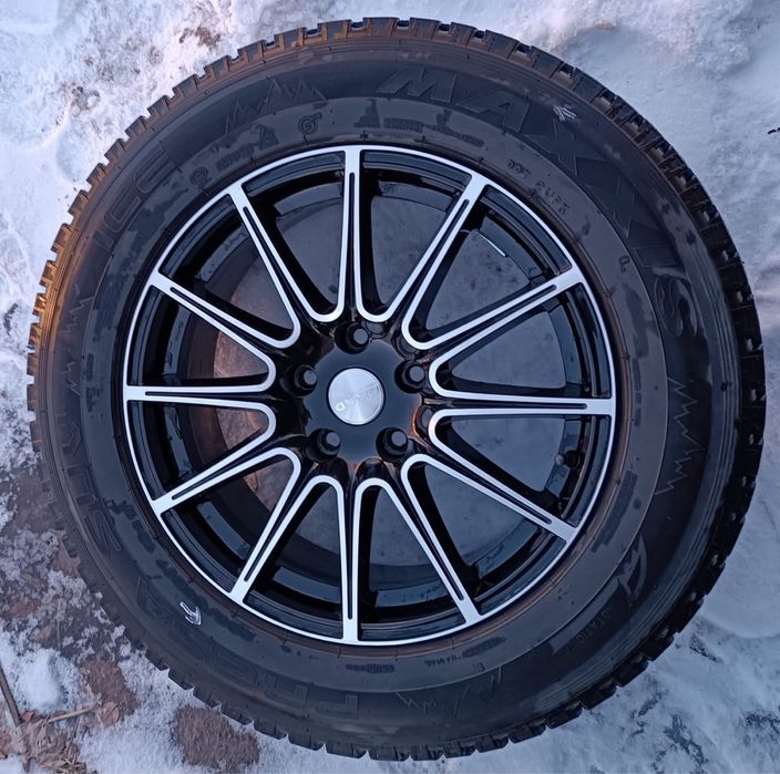 Шины с дисками стояли на хундай