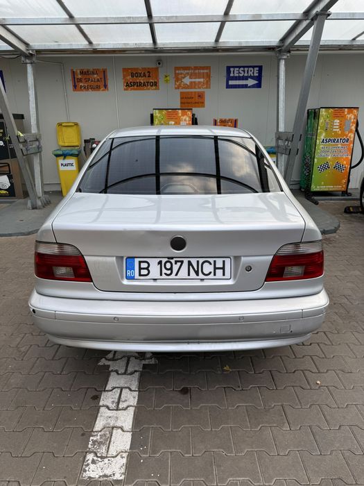 BMW 5 Series 0 — imagine 2