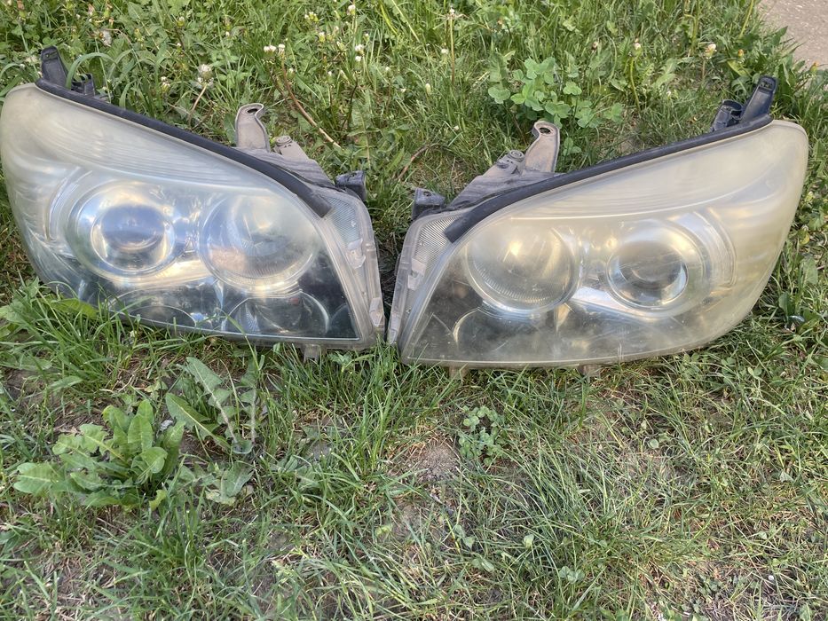 Set faruri Toyota Rav 4 gen 3