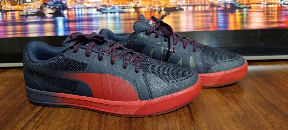 Кроссовки PUMA red bull racing