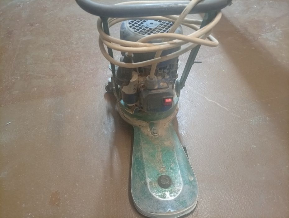 Професионални машини за циклене на паркет