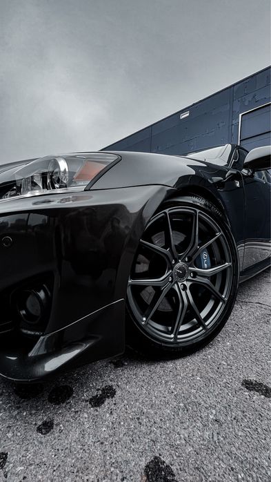 Диски 18 vossen.