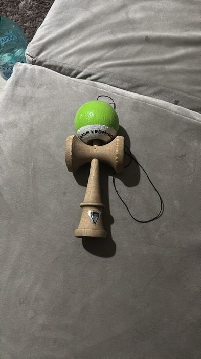 Kendamă krom pop verde