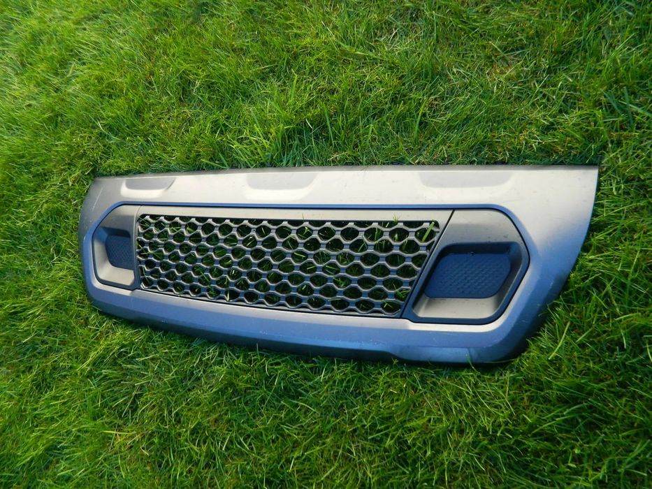 Grila inferioara bara fata Jeep Compass model 2021-2023 cod 60936026