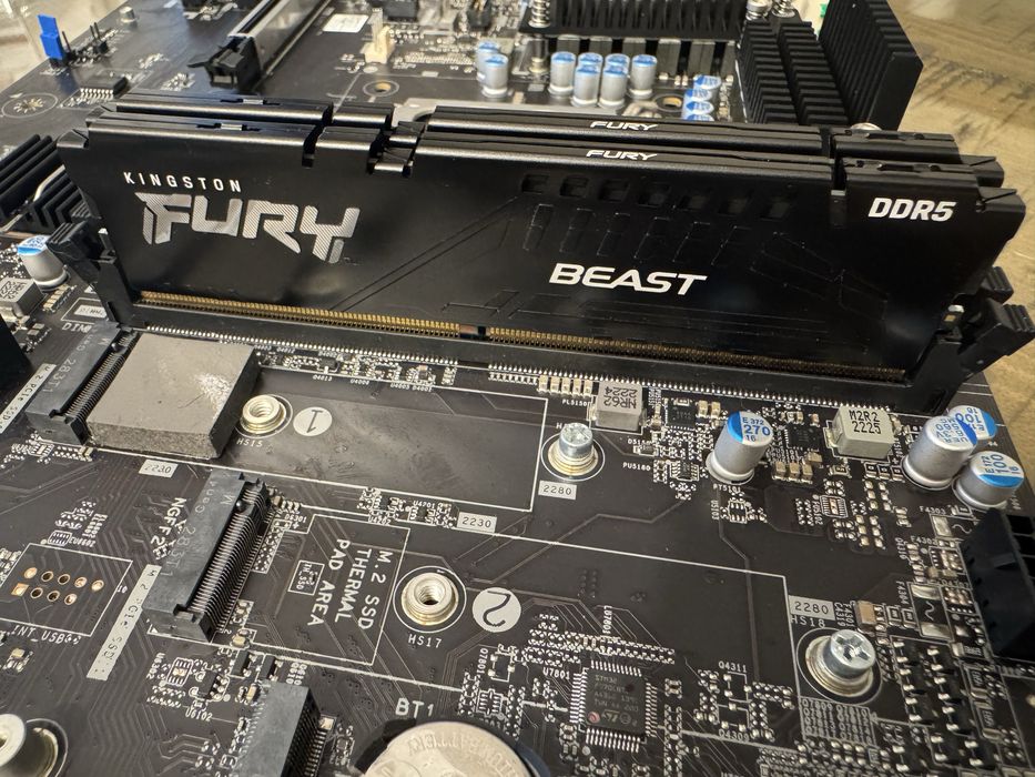 Kit RAM Kingston Fury Beast DDR5 64GB (2x32GB)