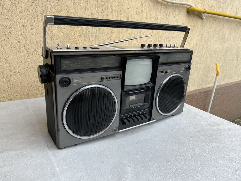 Casetofon vechi de colectie Philips Spatial Stereo