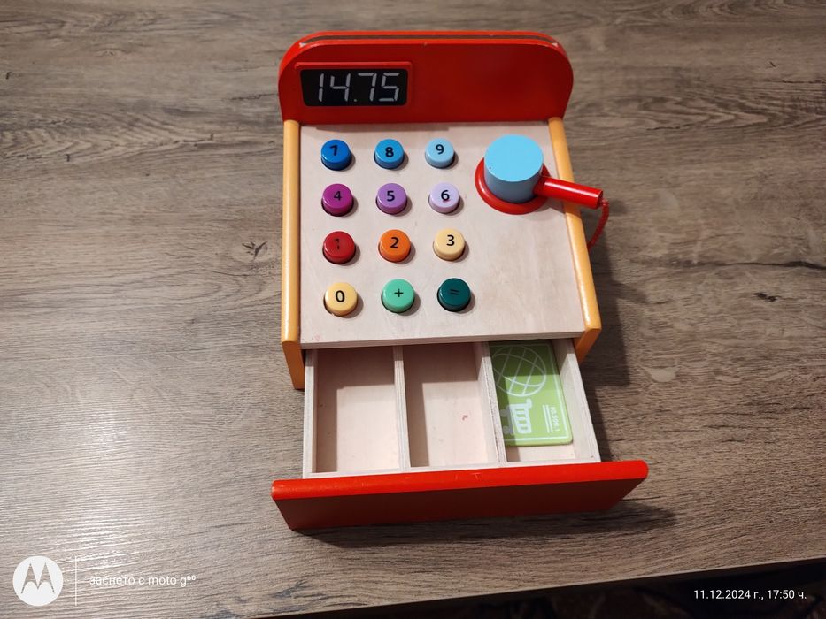 Дървена играчка касов апарат със скенер ( коледна играчка)