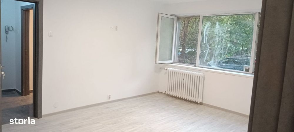 Apartament 3 camere Drumul Taberei Moghioros la linia 41