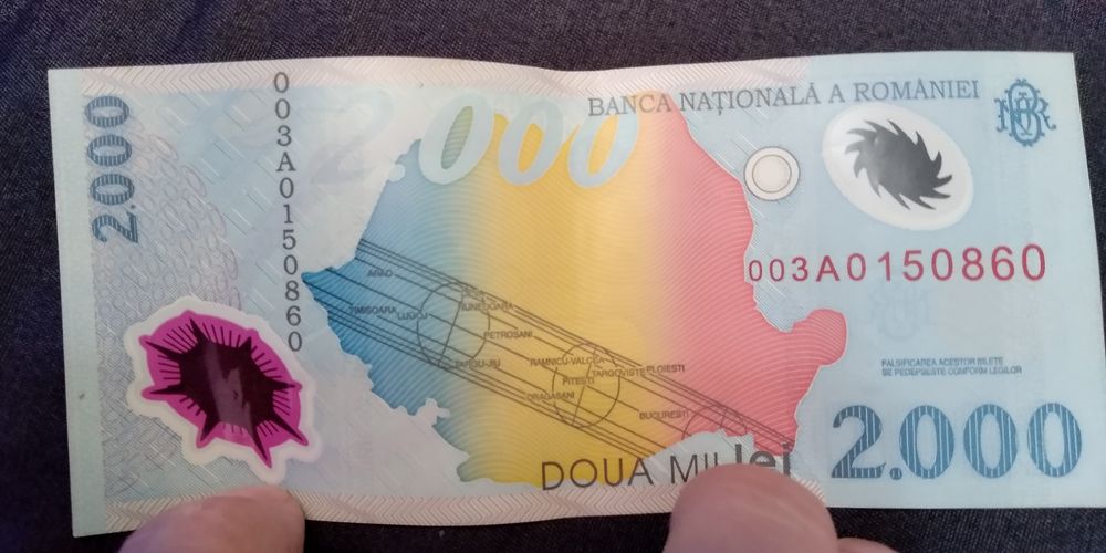 9 bancnote de colectie de 2000 de lei ECLIPSA